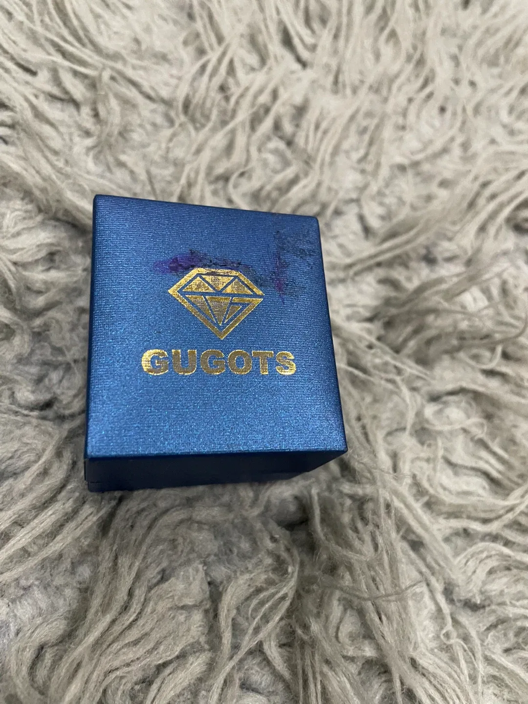 Gugots Silver Stud Earrings image indicator(5)