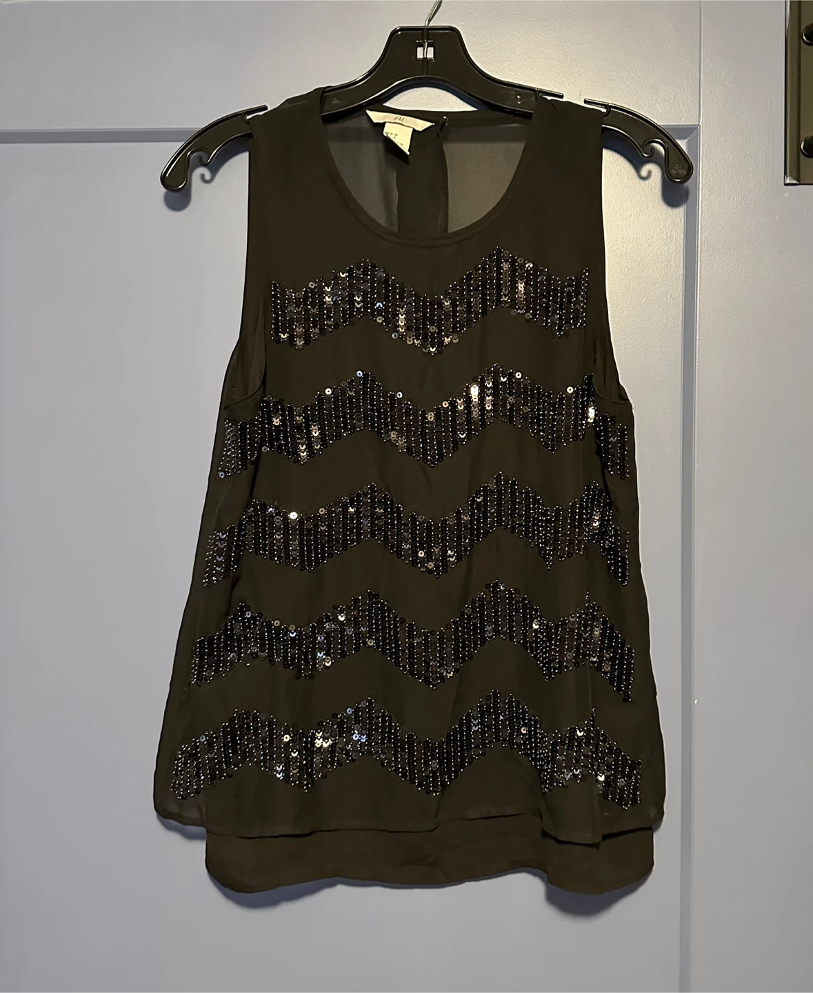 H&M Black Sleeveless Top - Size 8