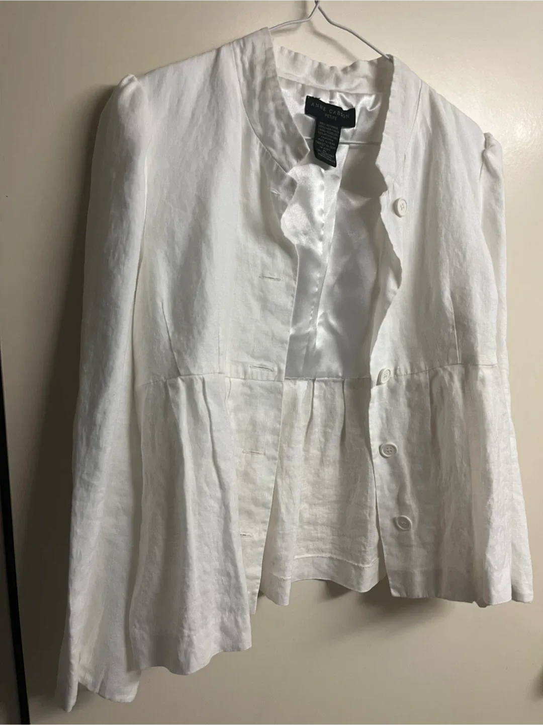 Anne Carson Petite White Linen Jacket image indicator(2)
