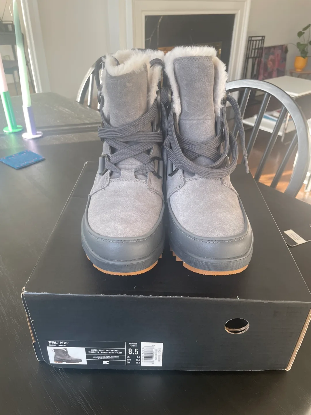 Sorel Tivoli boots size 8.5 image indicator(2)