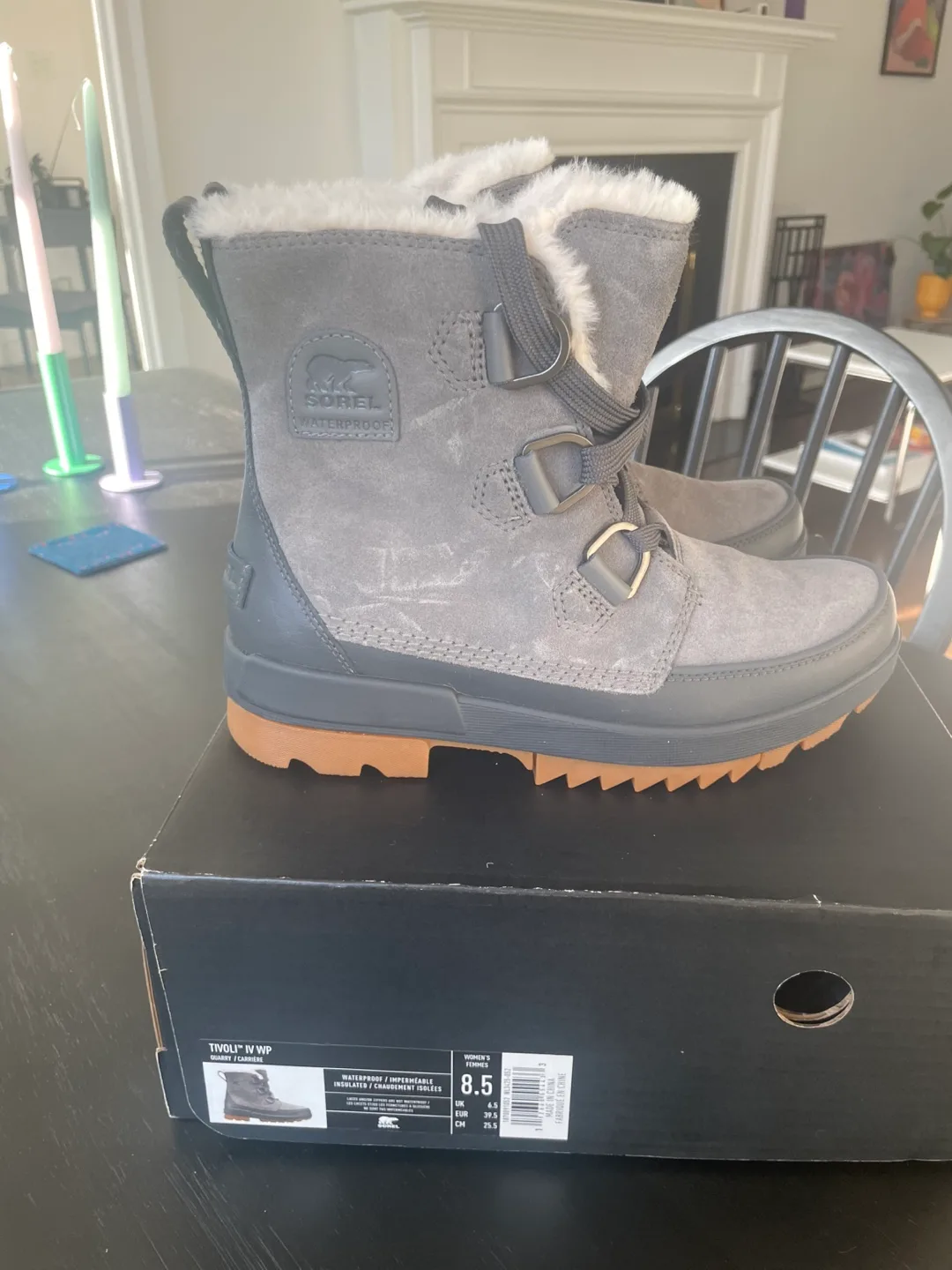 Sorel Tivoli boots size 8.5 image indicator(4)