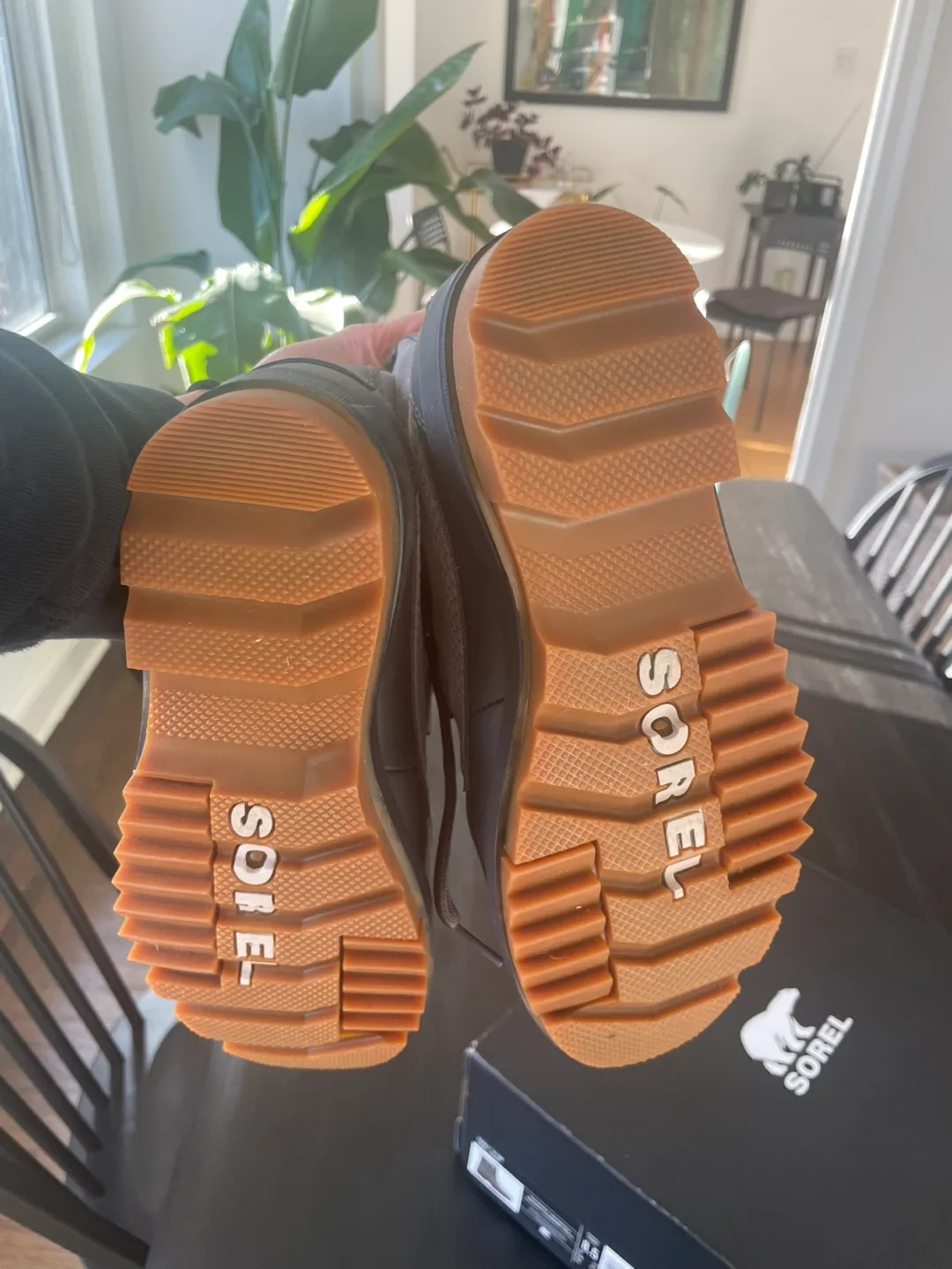 Sorel Tivoli boots size 8.5 image indicator(8)