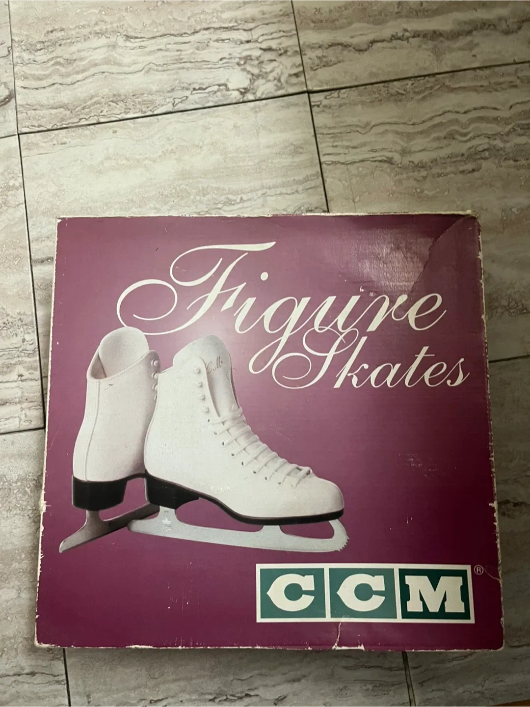 CCM Champion Deluxe Women's Size 8 Figure Skates
