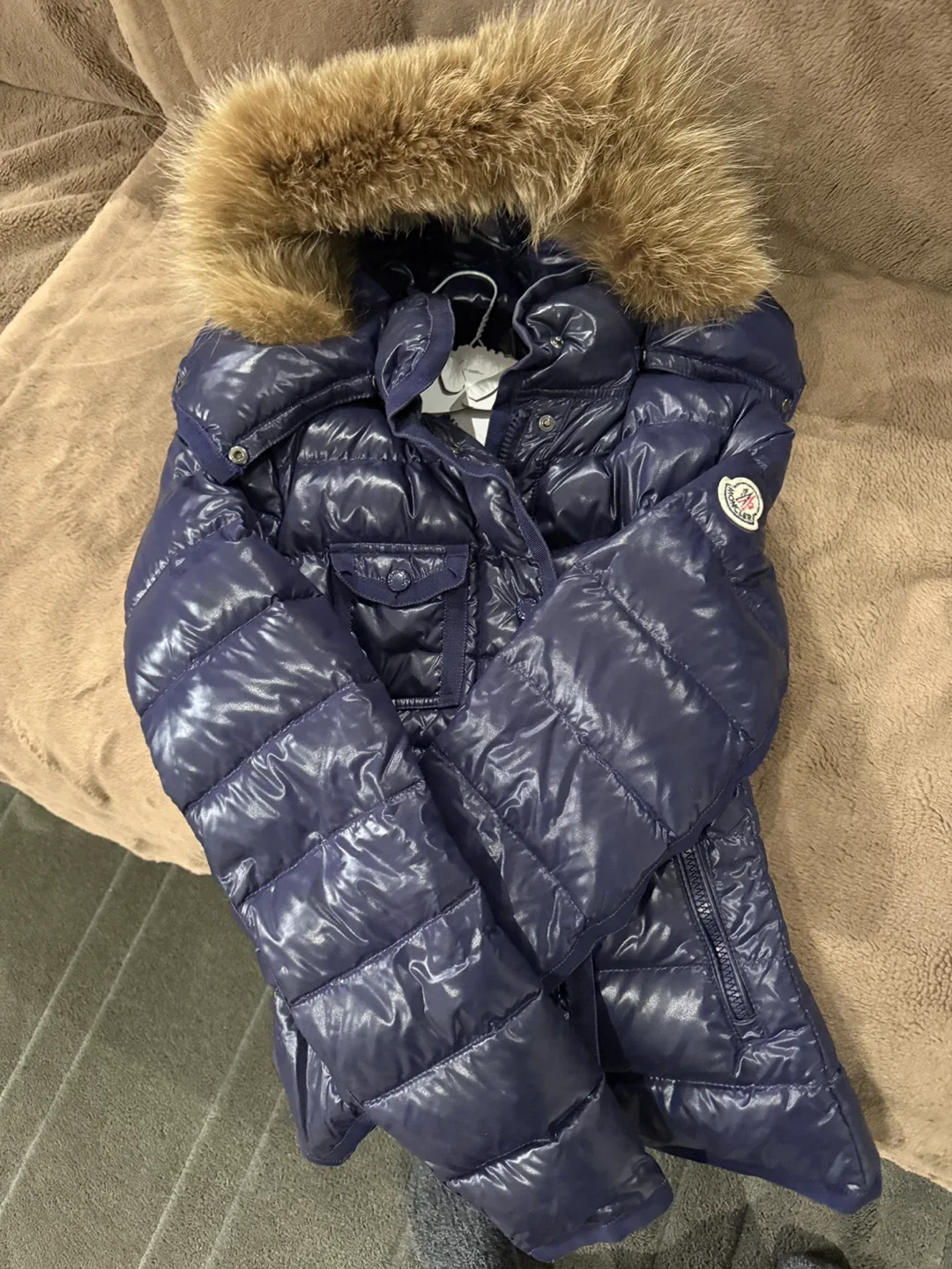 Moncler Down Padded Jacket out or in colour image indicator(3)