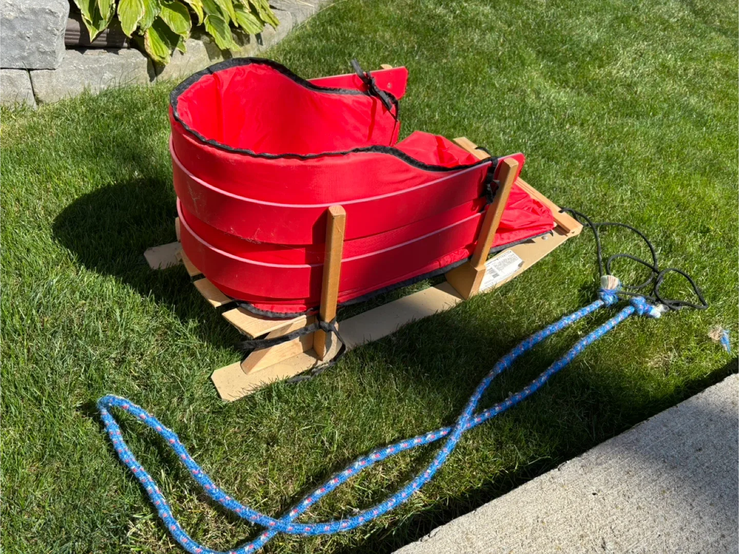 Pelican Baby Sleigh - Red