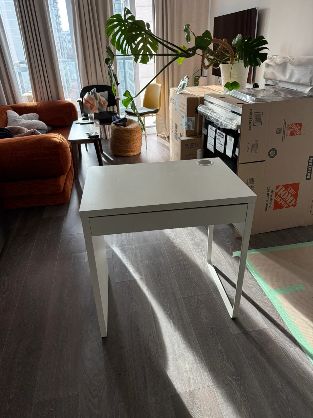 IKEA MICKE desk with drawer, white