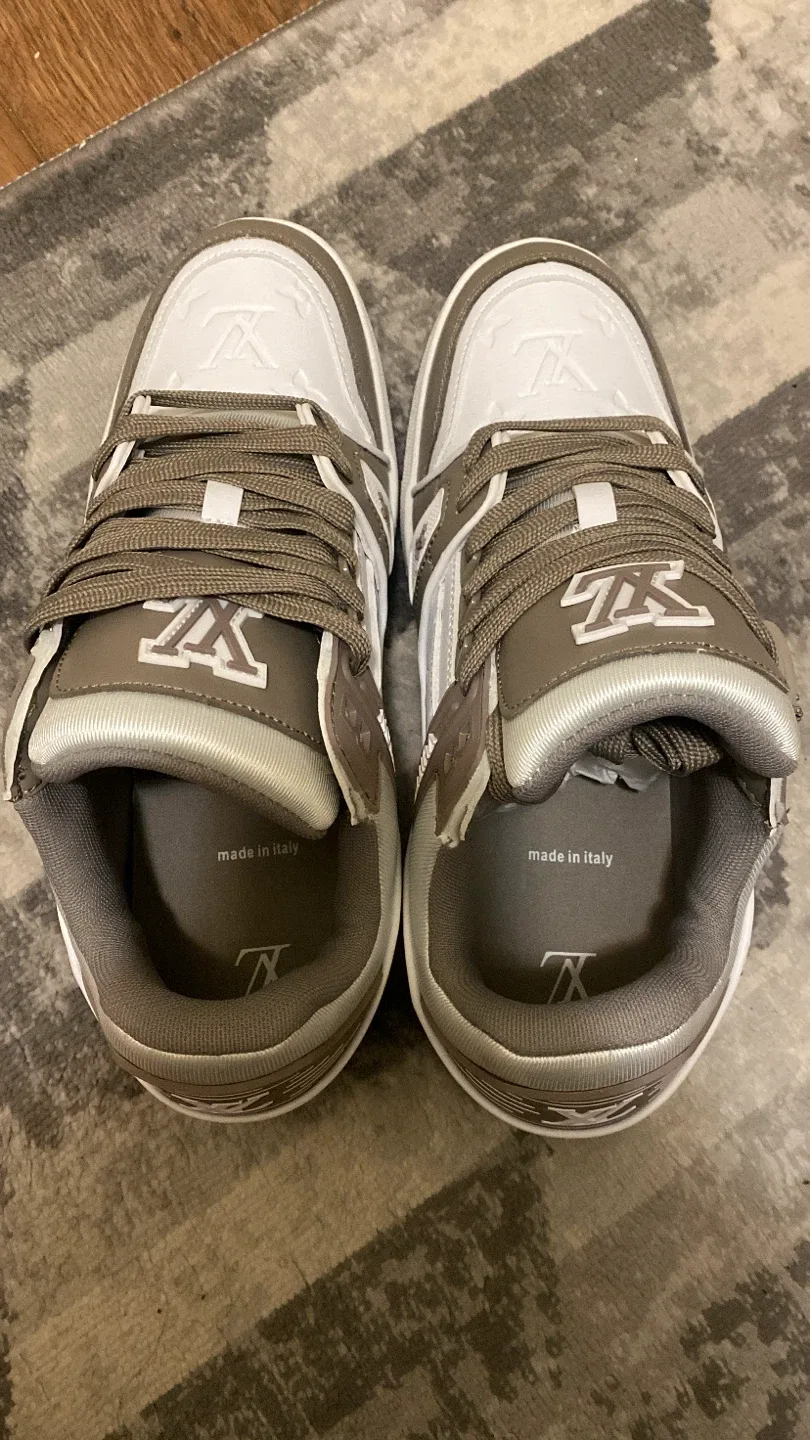 Louis Vuitton Trainers Sneakers image indicator(4)