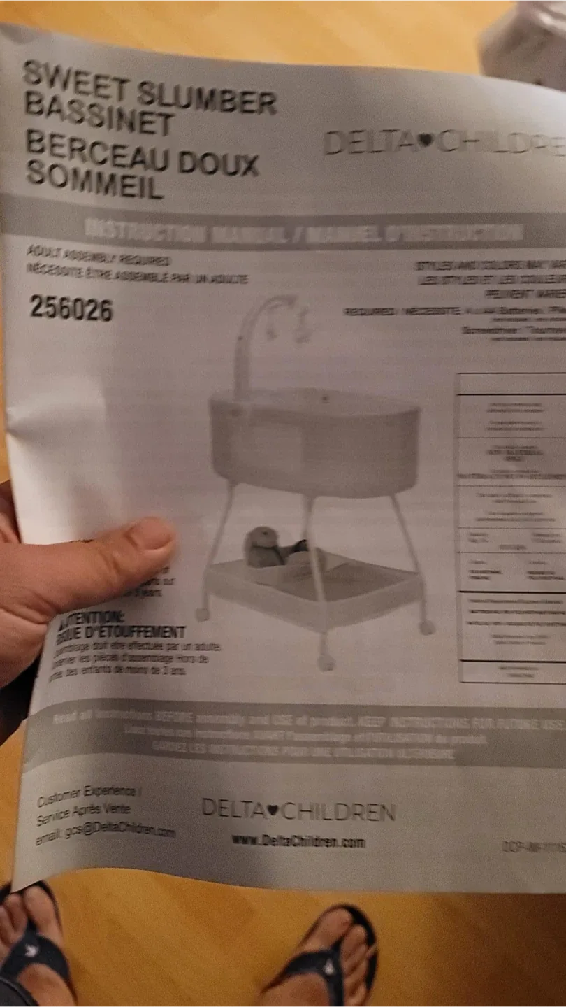 Delta Children Sweet Slumber Bassinet