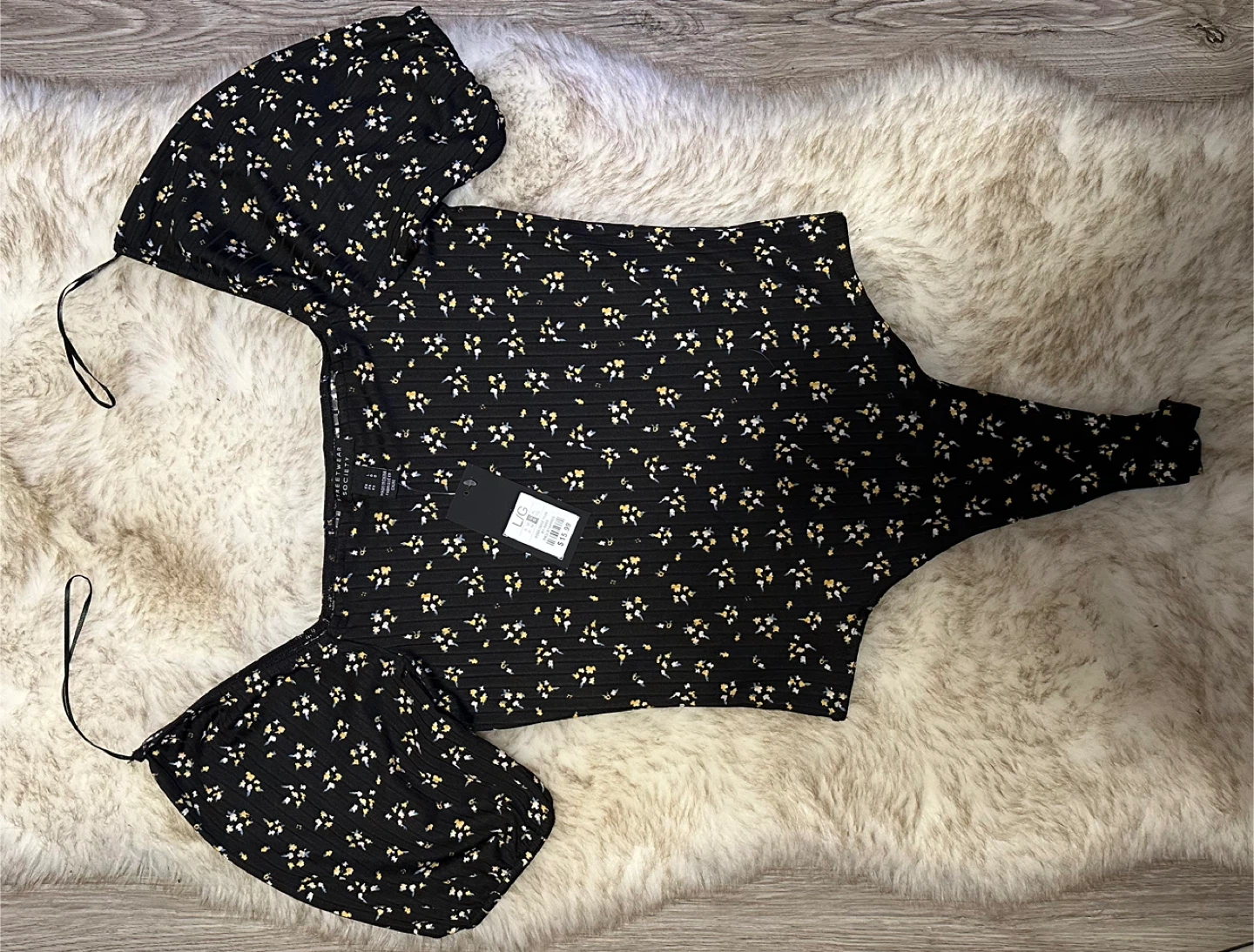 Streetwear Society Floral Top - Size L