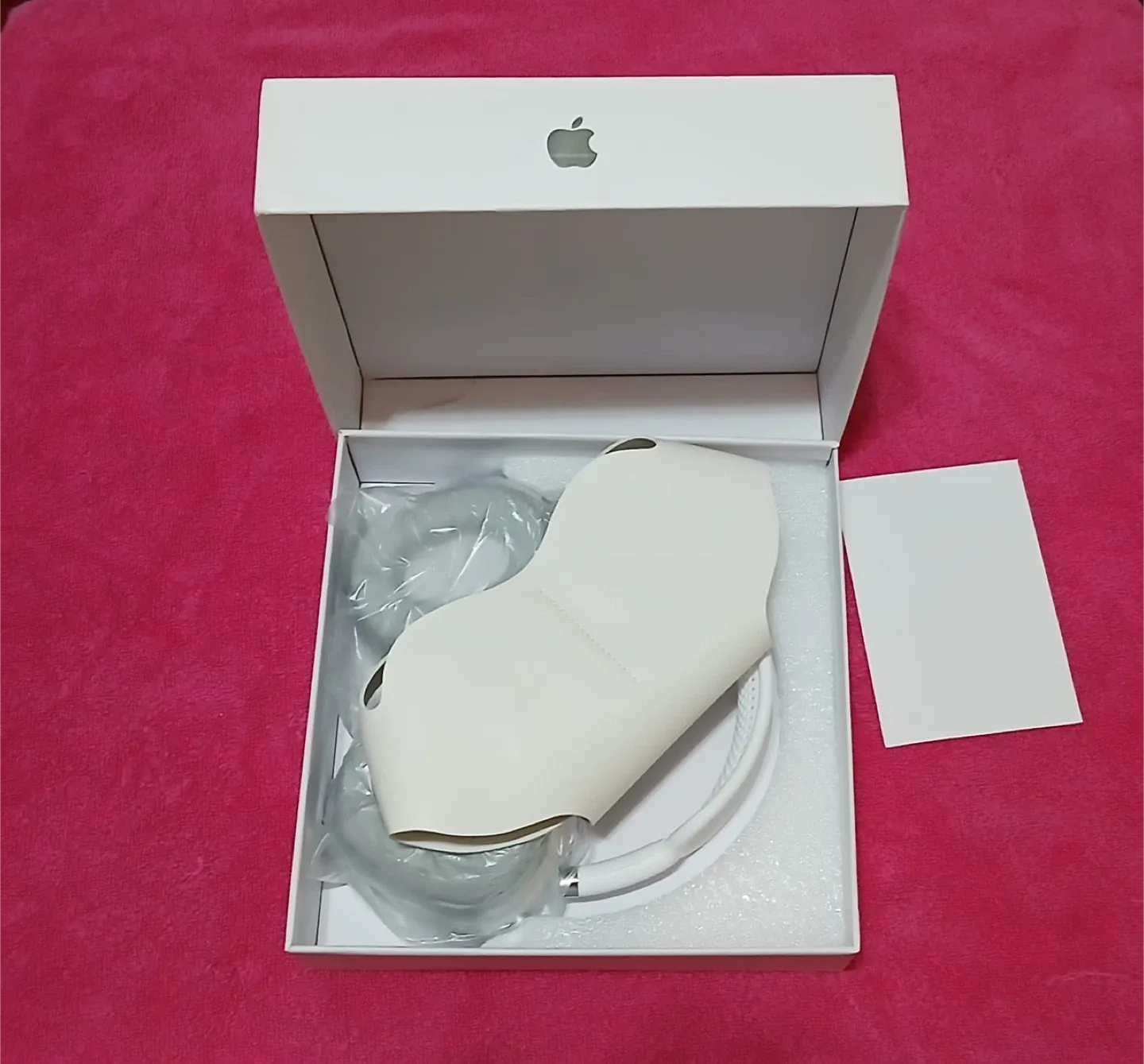 Apple AirPods Max - Silver - With Box