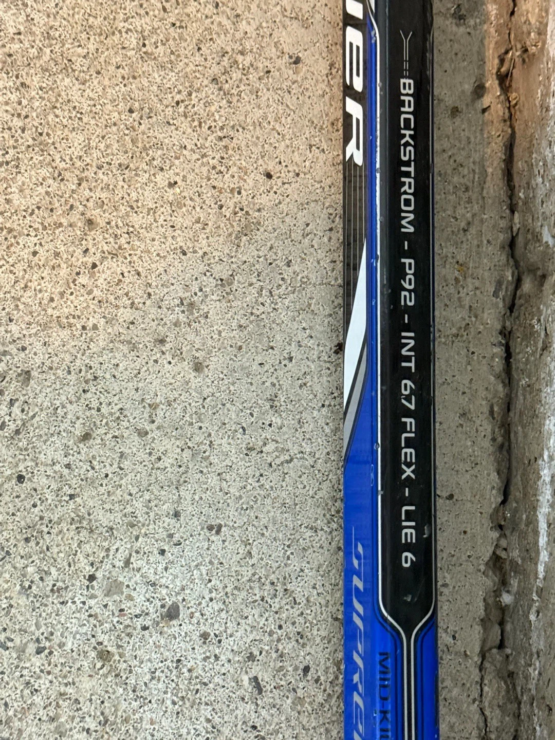 Assorted Hockey Sticks: Bauer, Easton, Sherwood & More - photo 4
