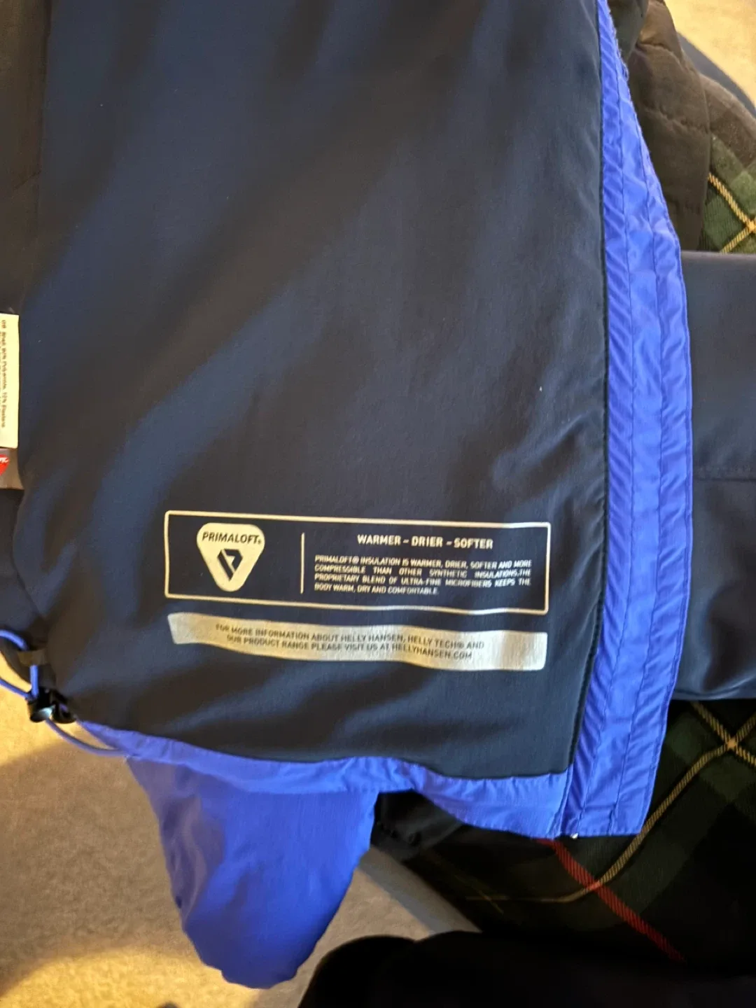 Helly Hansen winter jacket image indicator(5)