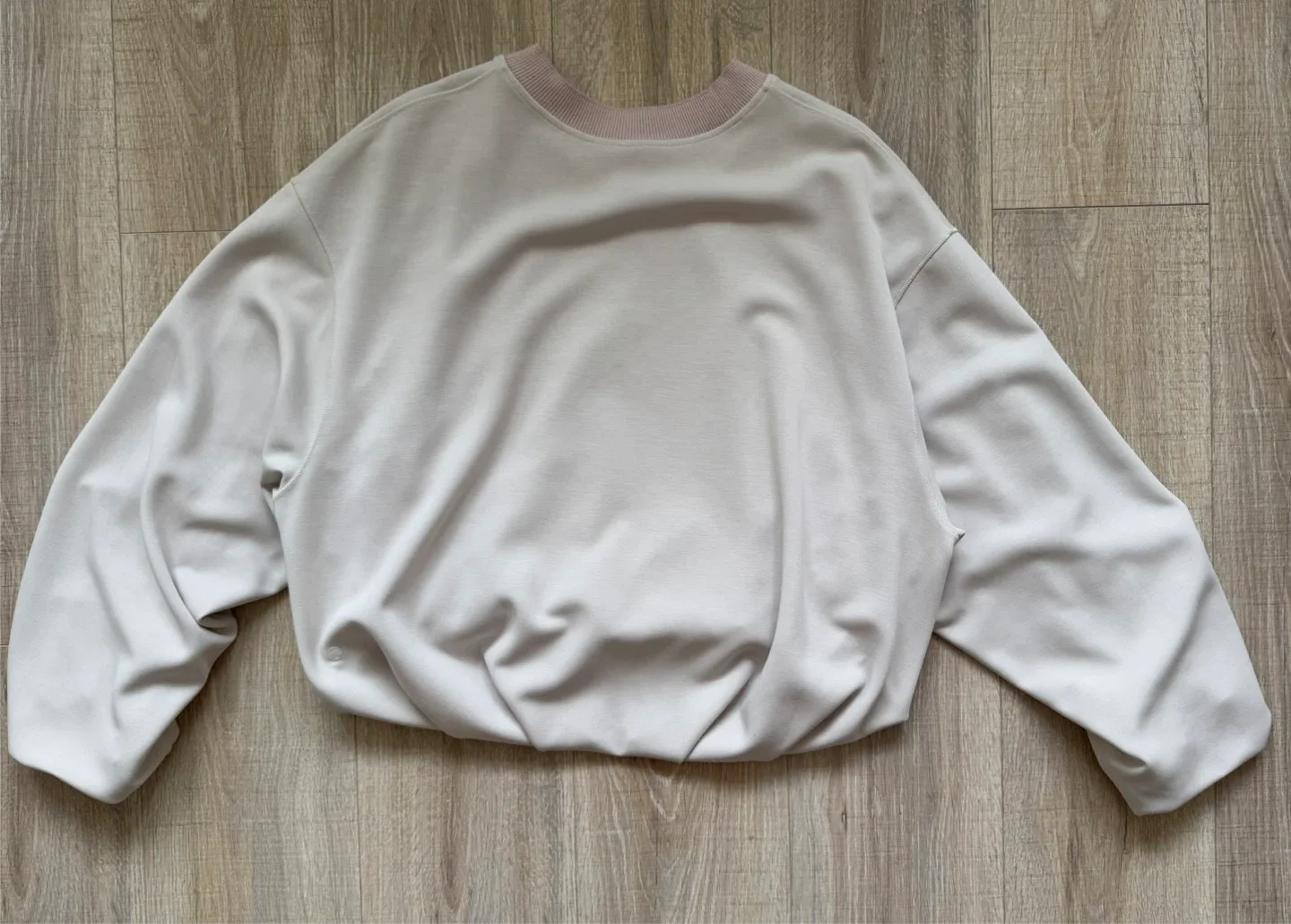 Lululemon Softstreme Voluminous-Sleeve Pullover - Bone, Size S