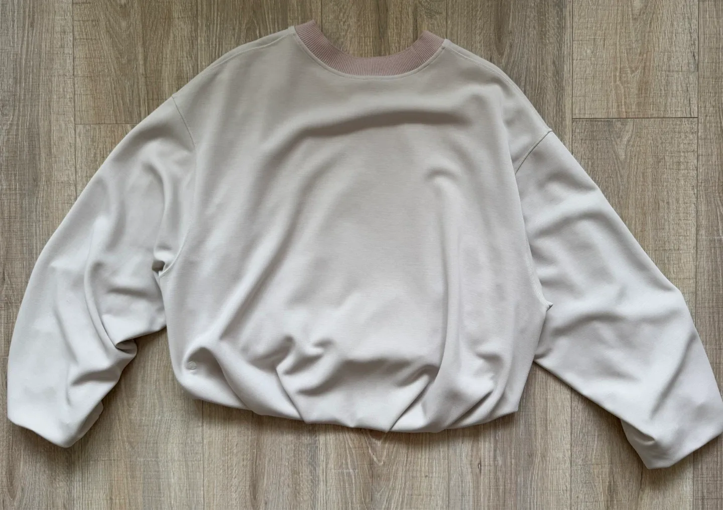 Lululemon Softstreme Voluminous-Sleeve Pullover - Bone, Size S image indicator(2)