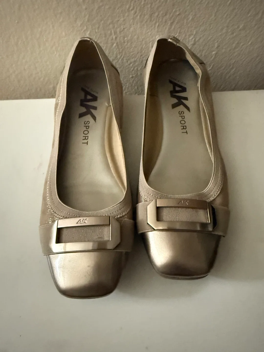Anne Klein Women's Ballet Flats - Nude Patent image indicator(4)