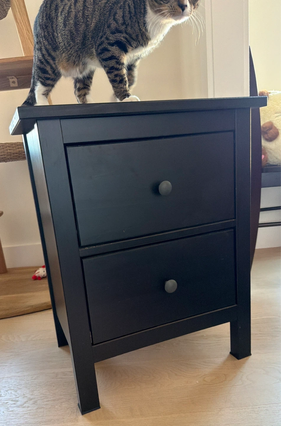 Black 2-Drawer Nightstand