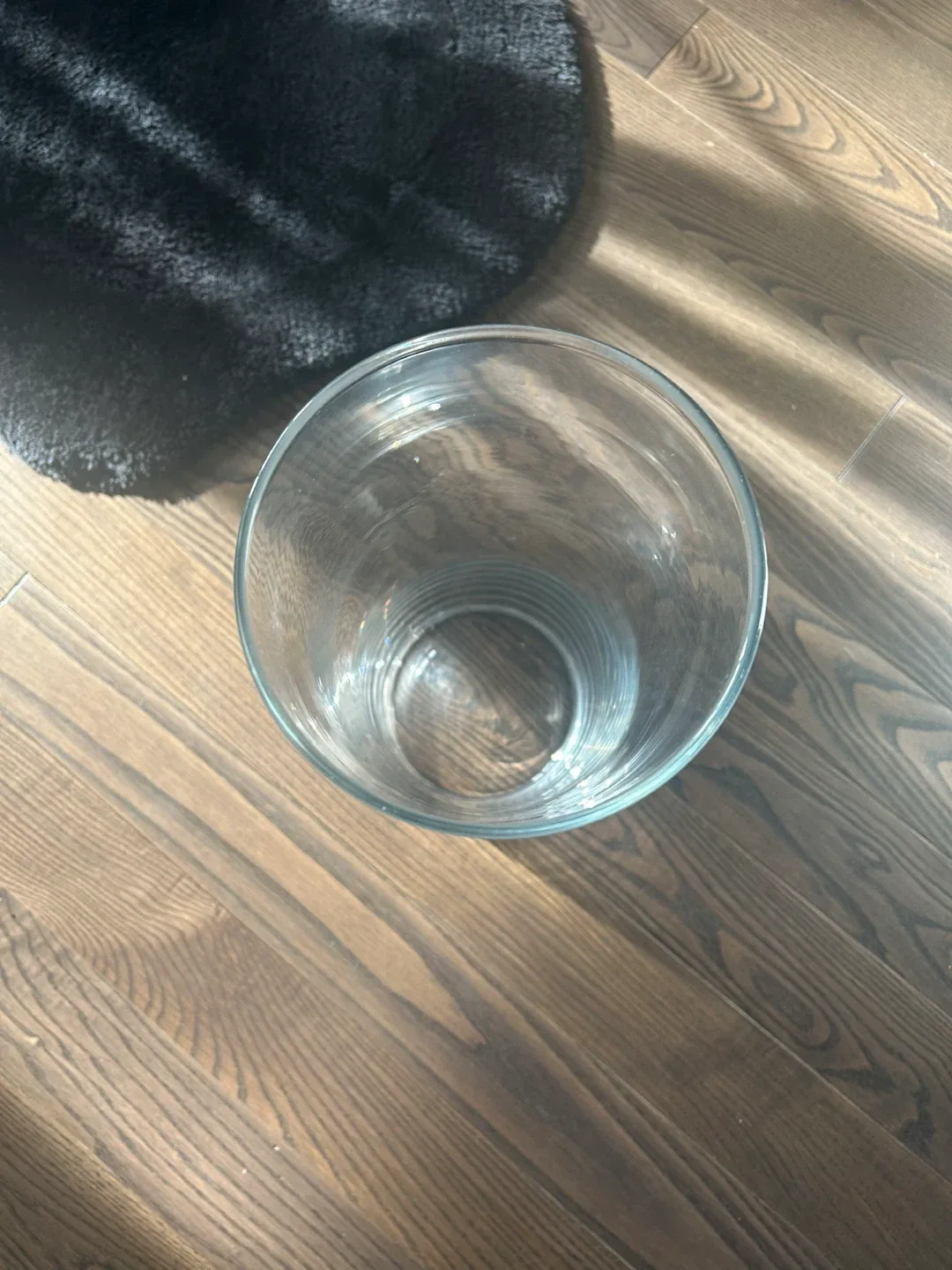 Large Clear Glass Cylinder Vase image indicator(2)