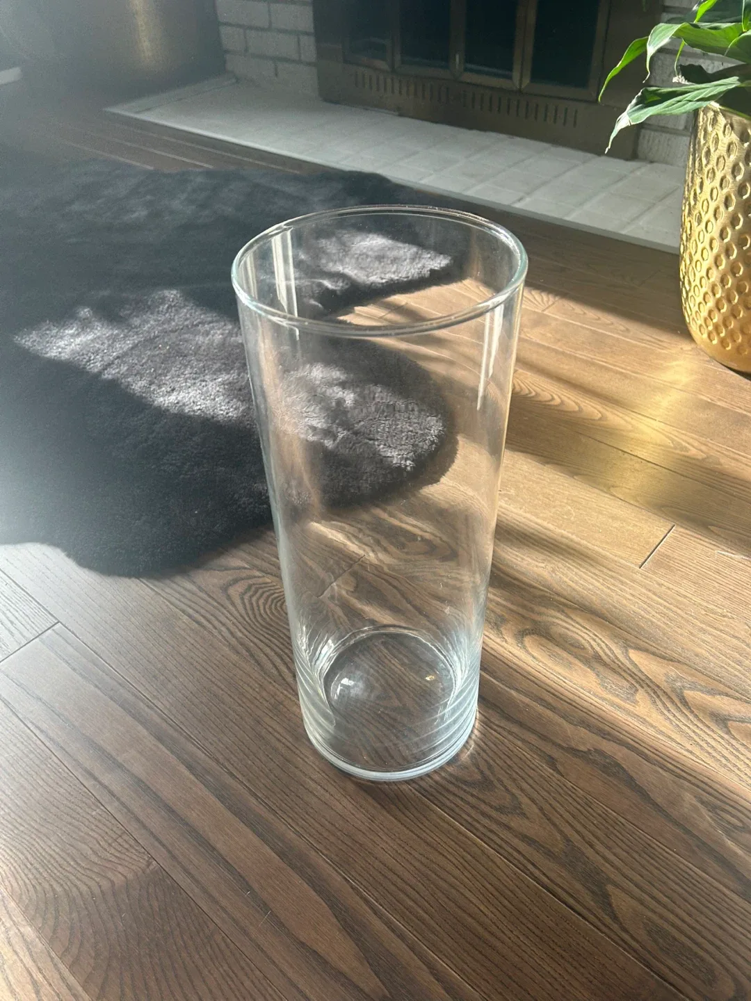 Large Clear Glass Cylinder Vase image indicator(3)