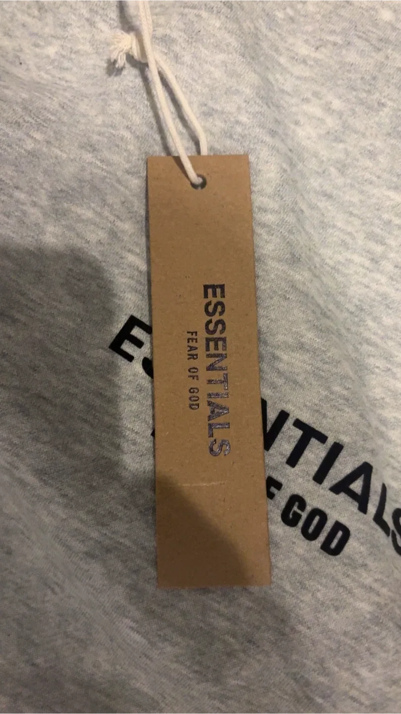 Essentials Fear of God Hoodie - Size M image indicator(3)