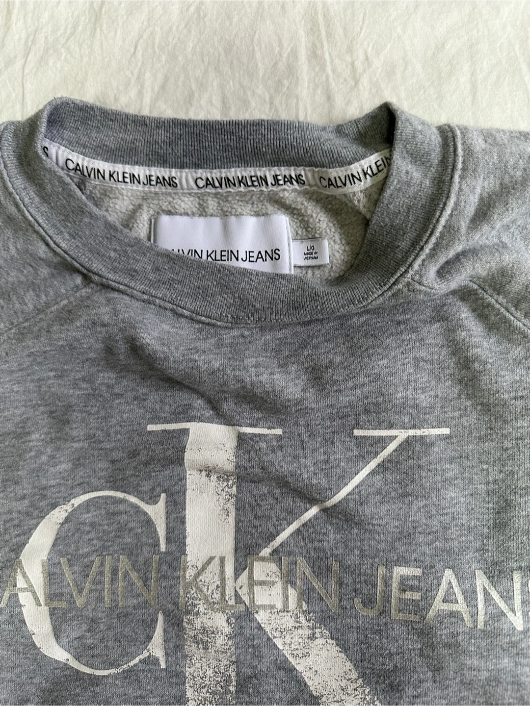 Kids Sweat shirts - Like New - photo 4