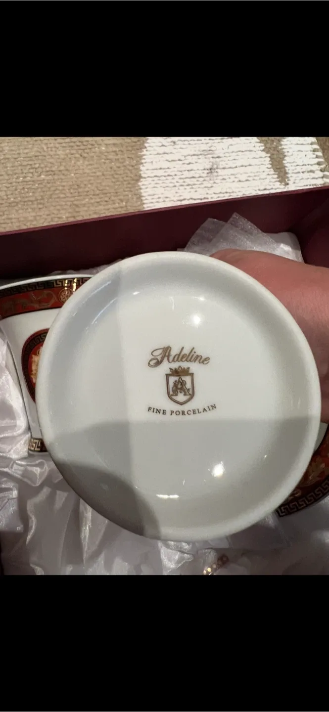 Adeline Fine Porcelain Cup and Saucer Set image indicator(2)