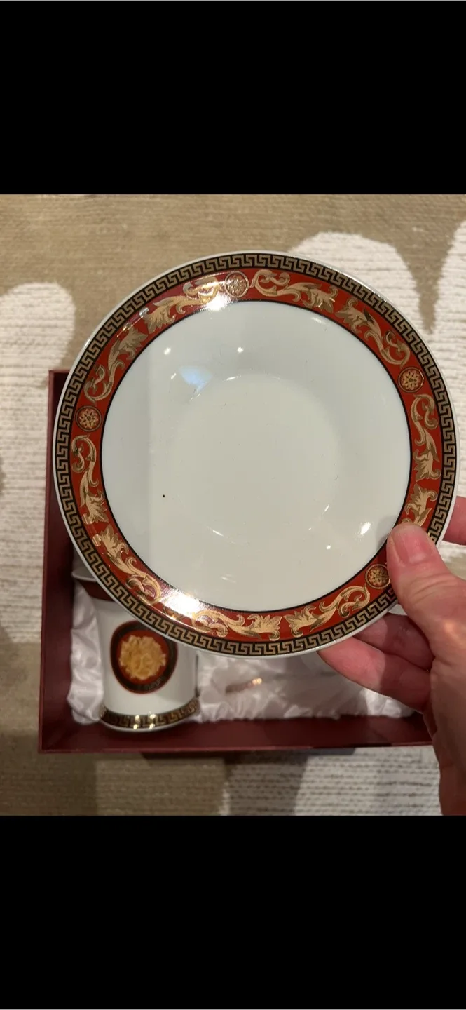 Adeline Fine Porcelain Cup and Saucer Set image indicator(4)