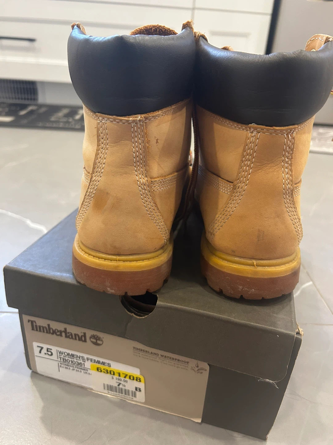 Timberland Boots - Size 7.5 Women's - photo 2