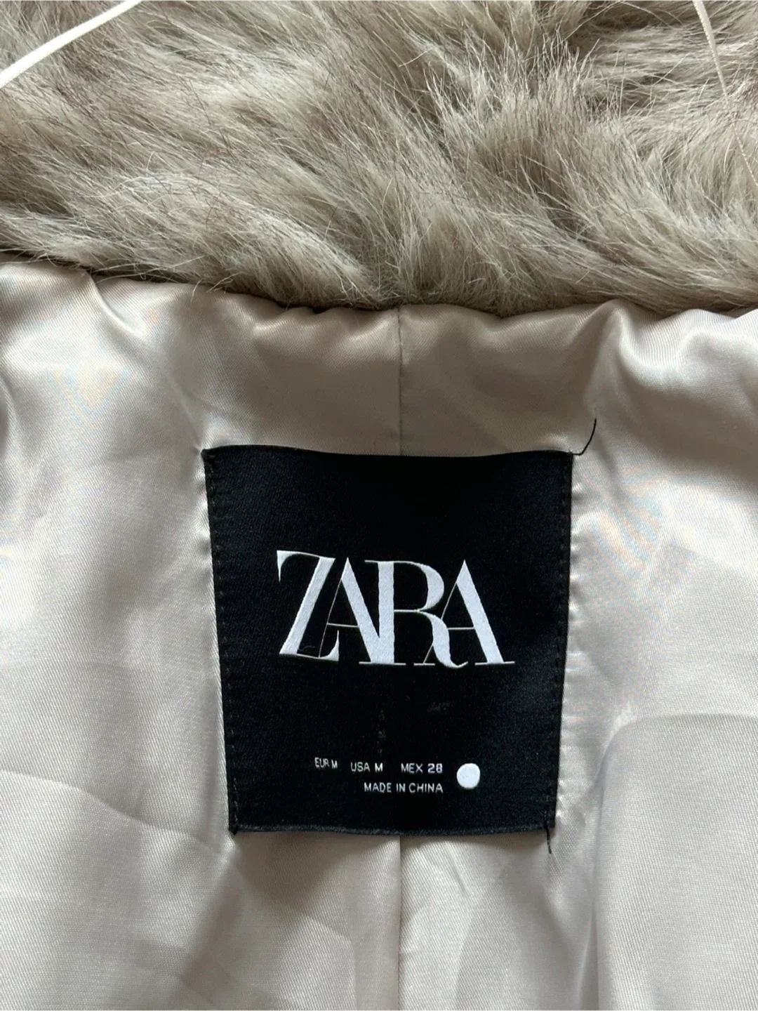 Zara Faux Fur Jacket - Size M image indicator(7)