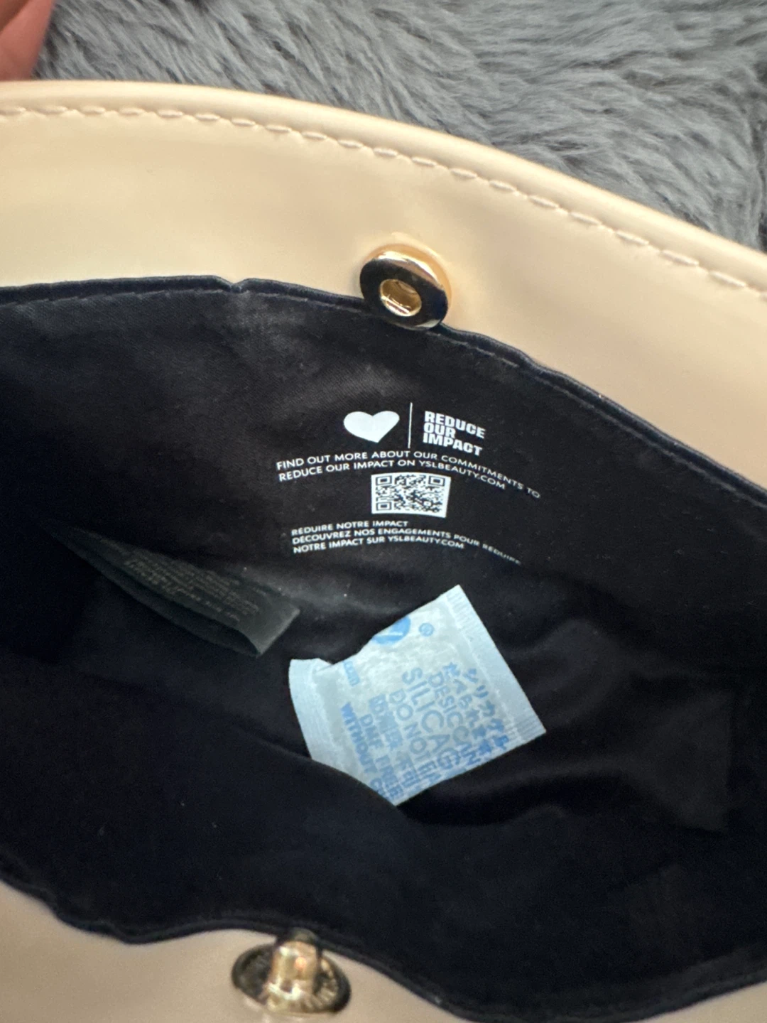 YSL Yves Saint Laurent Pouch - photo 2