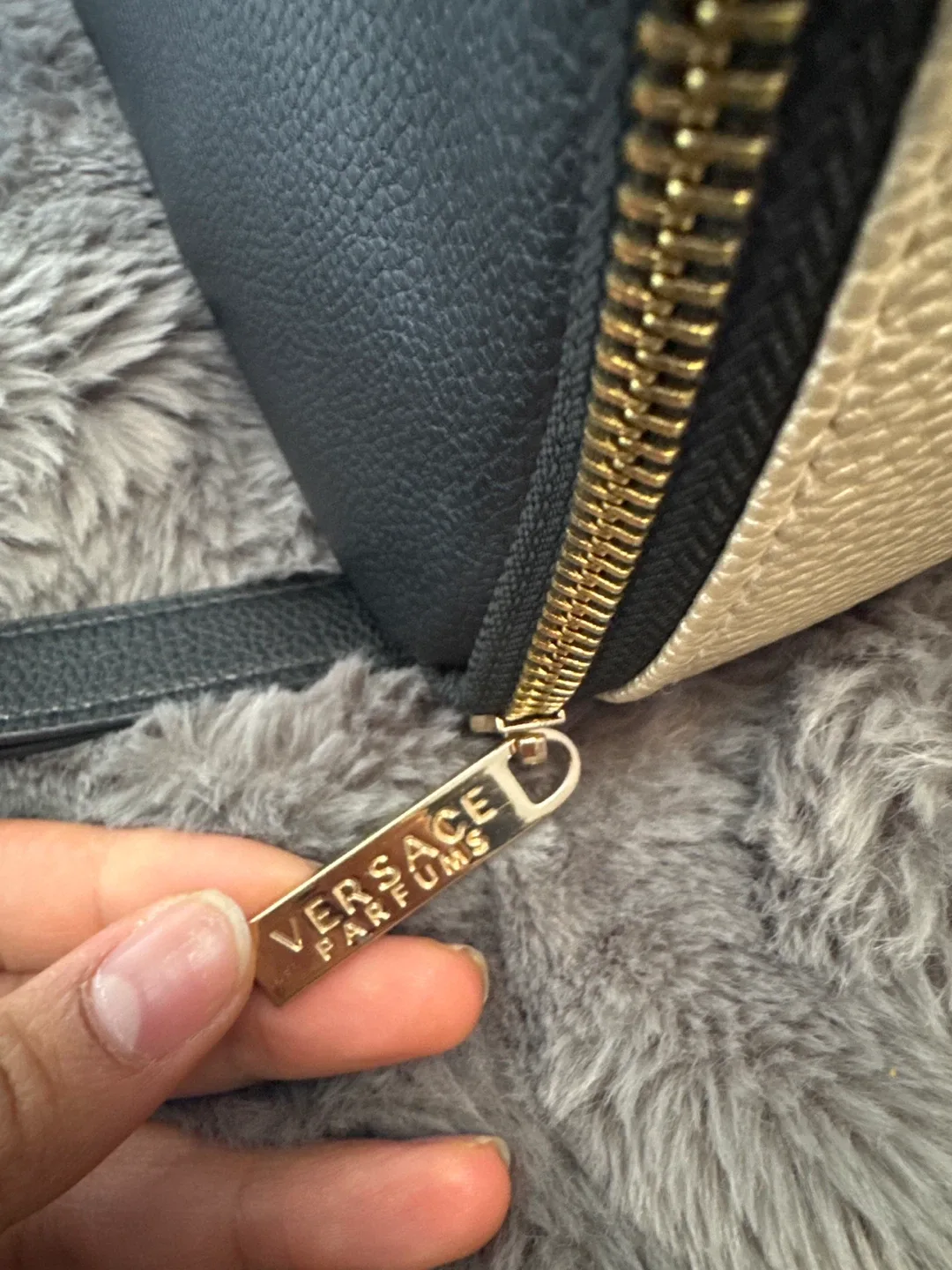 Versace Black Leather Pouch image indicator(5)