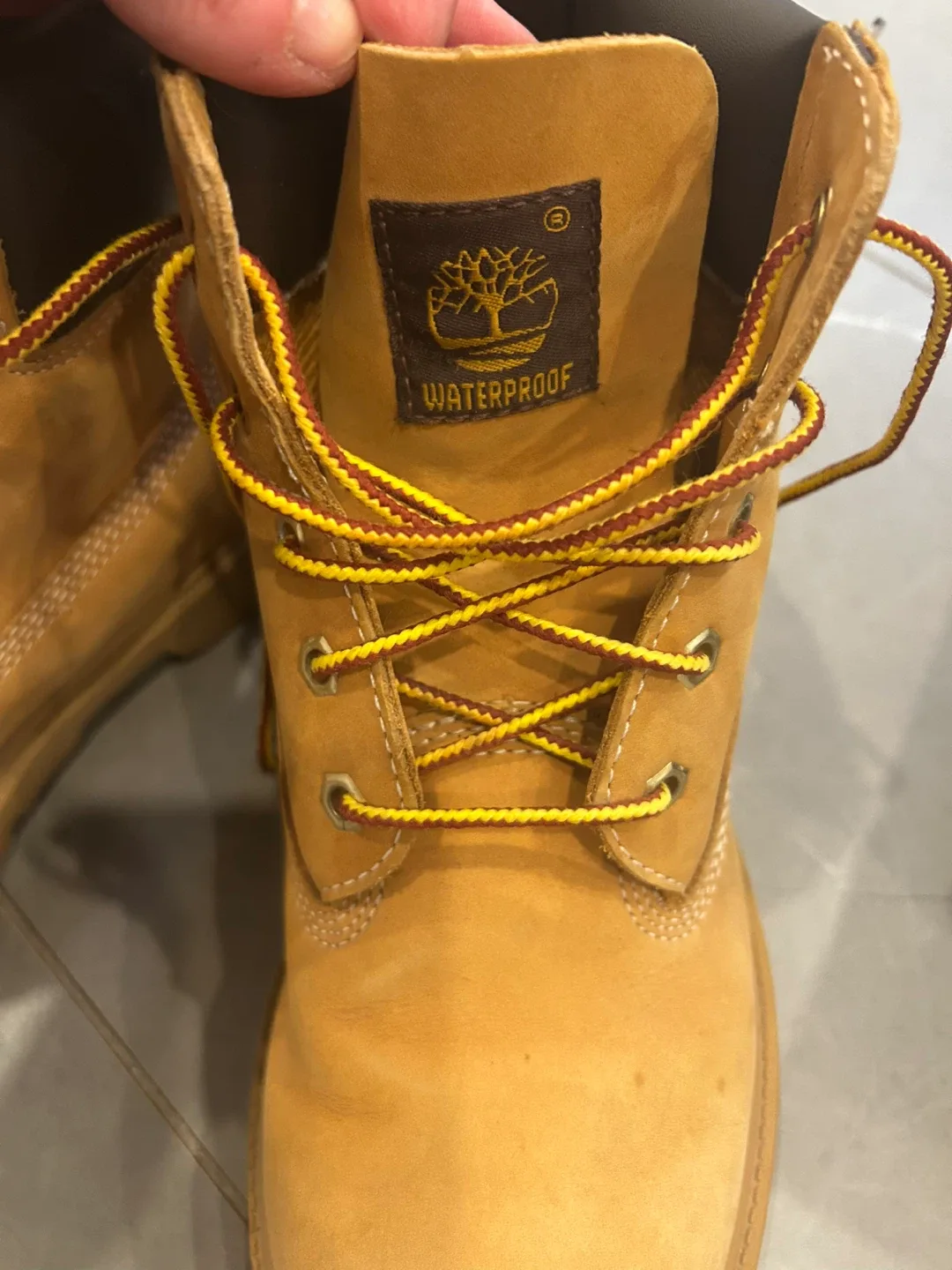 Timberland Junior's Tan Boots Size 4 image indicator(7)