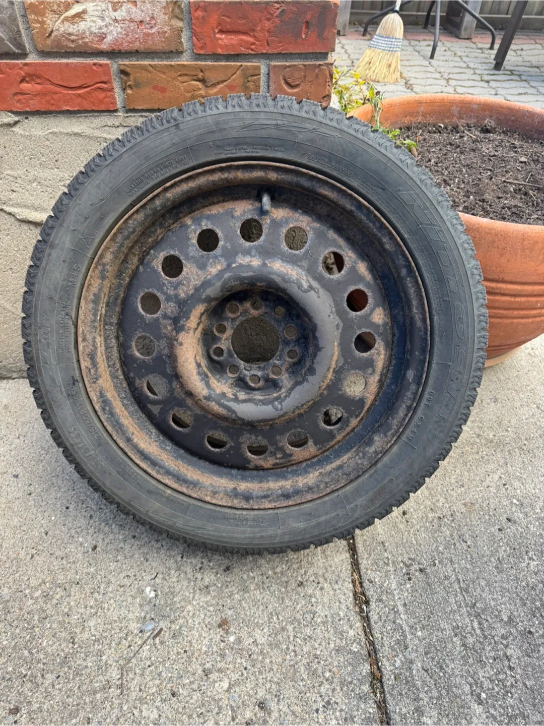 NittoSN3 winter tires 215/50/R17 on steel rims - 95%Tread image indicator(6)