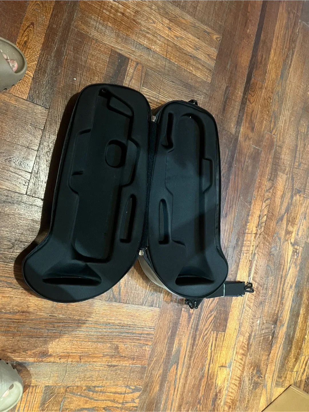 First Act For trumpet case image indicator(4)