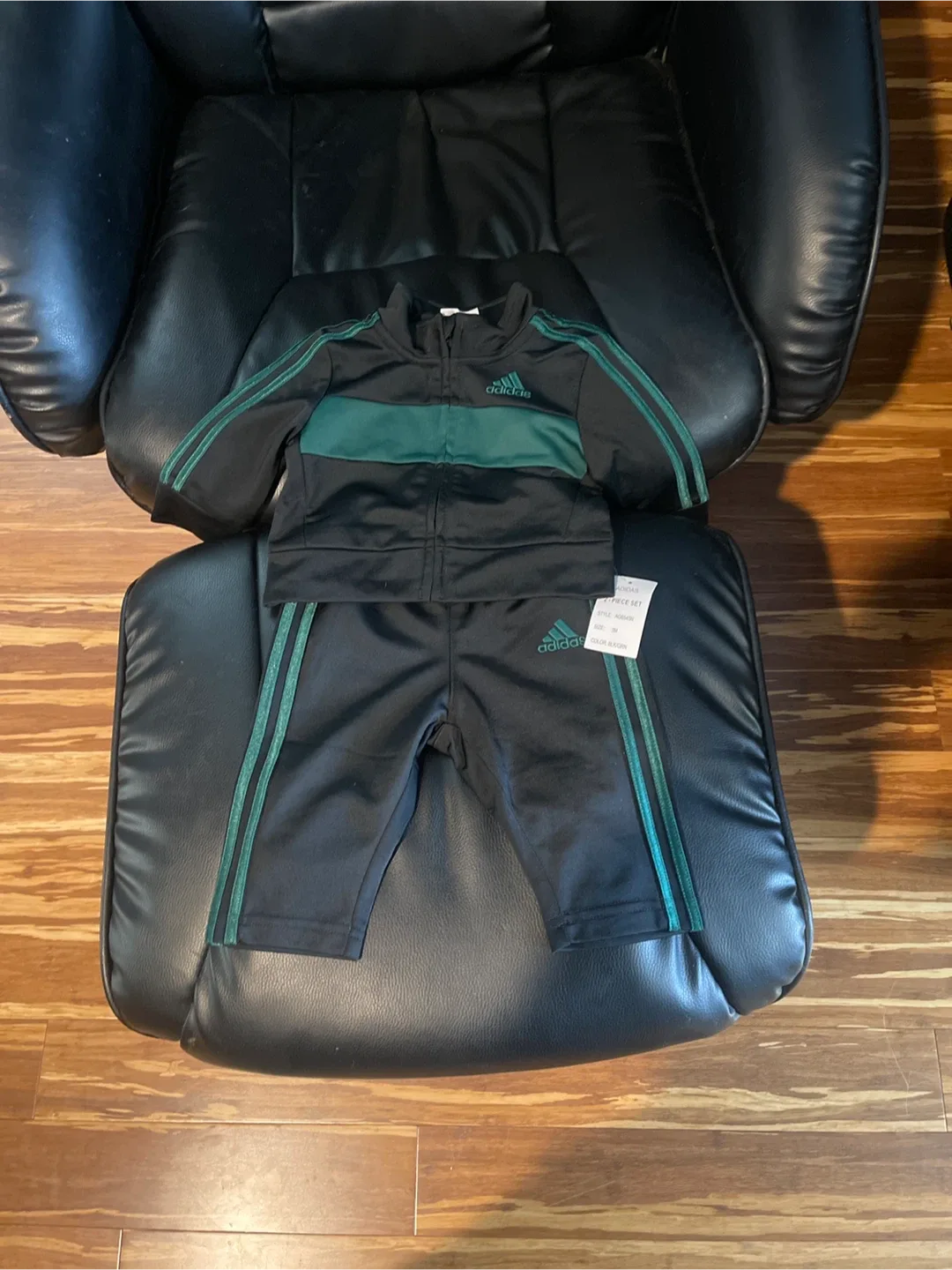 Adidas 2-Piece Set - Size 3M