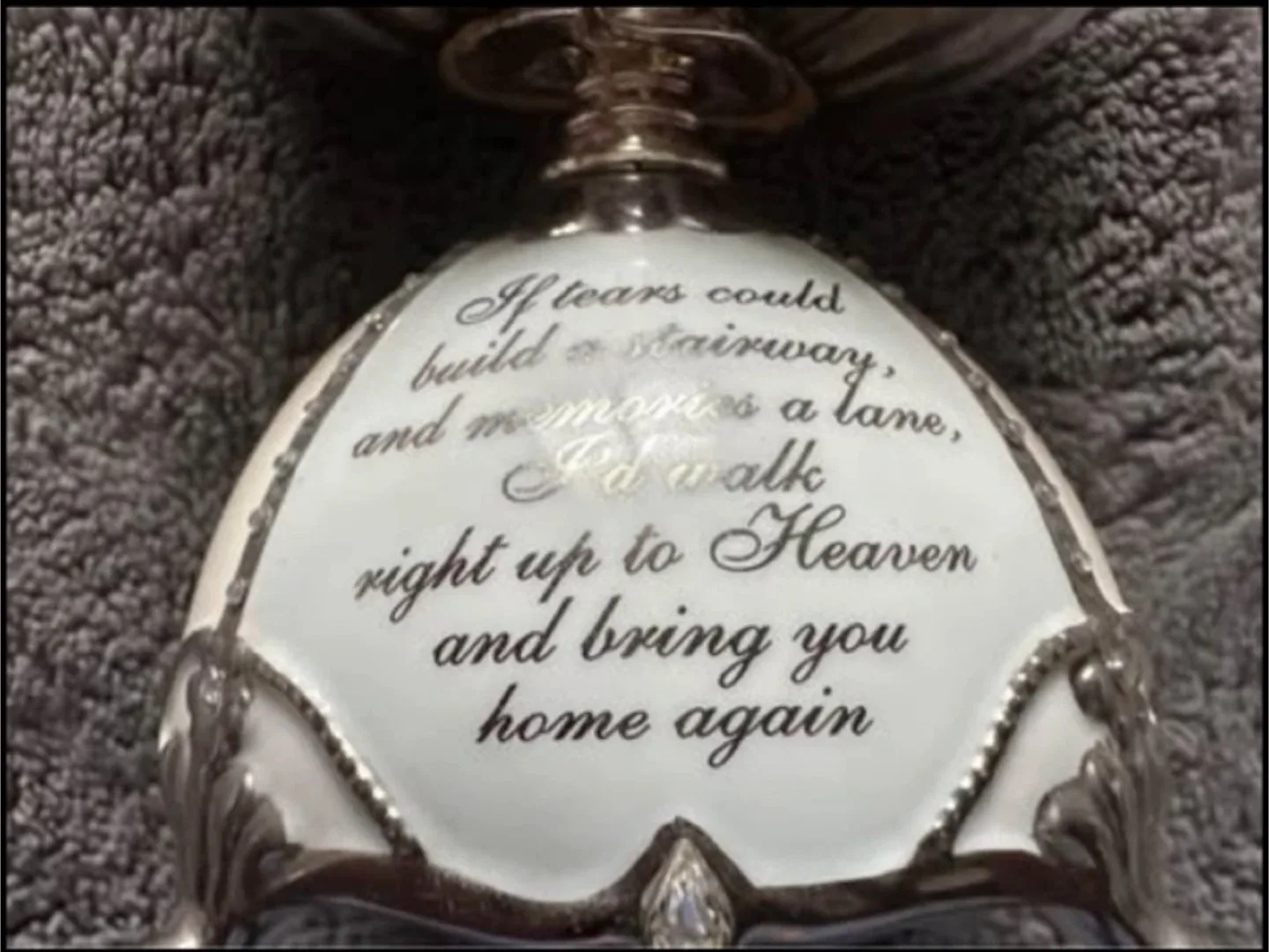 Heirloom Porcelain Musical Egg Collection image indicator(4)