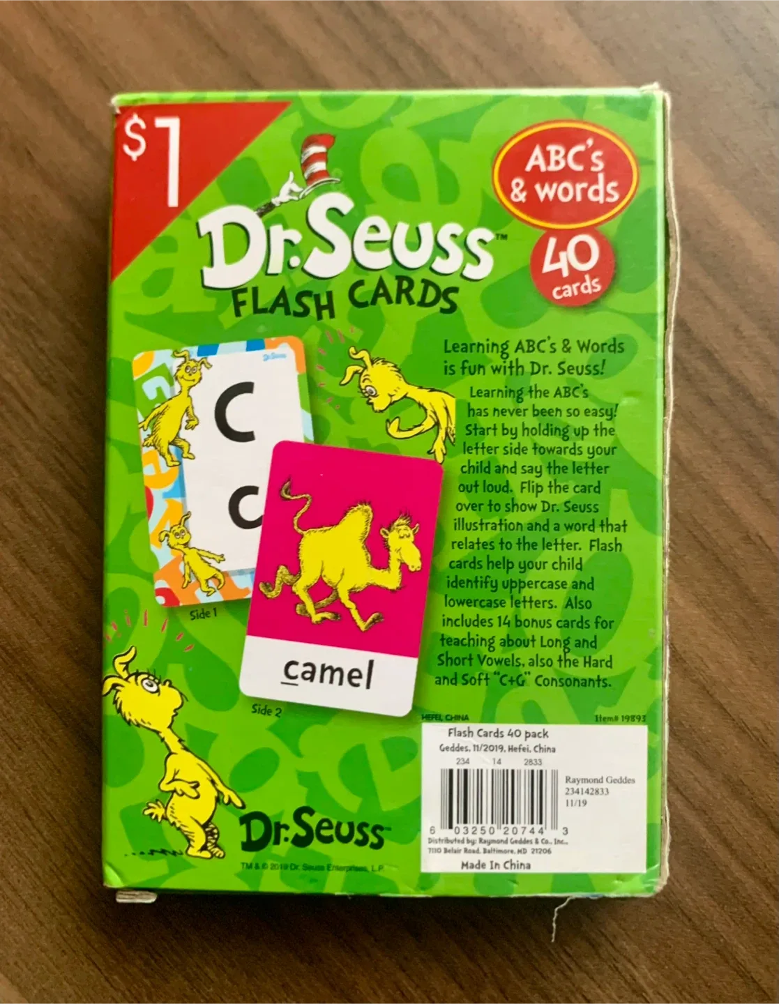 Dr. Seuss ABC's & Words Flash Cards image indicator(2)