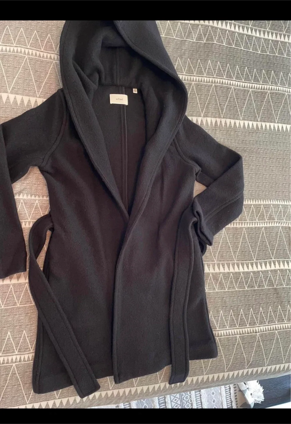 Aritzia Wilfred Coat - Black