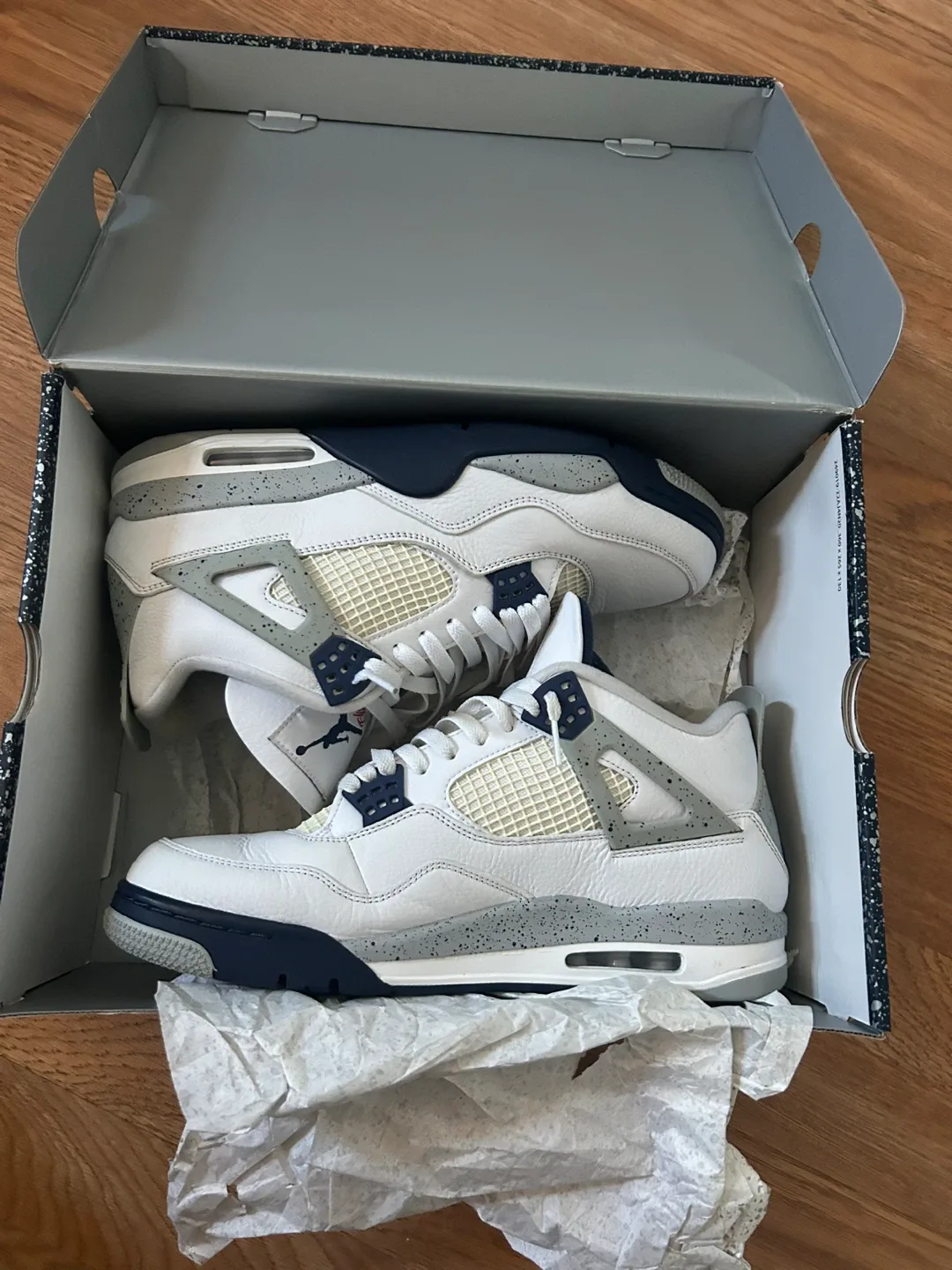 Air Jordan 4 Retro Midnight Navy Size 12 image indicator(3)