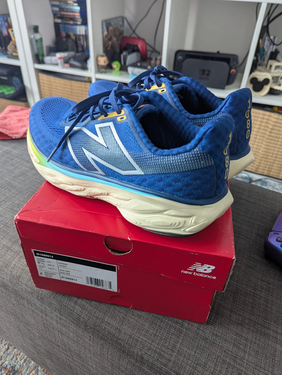 New Balance Mens 1080 running shoes. - photo 3