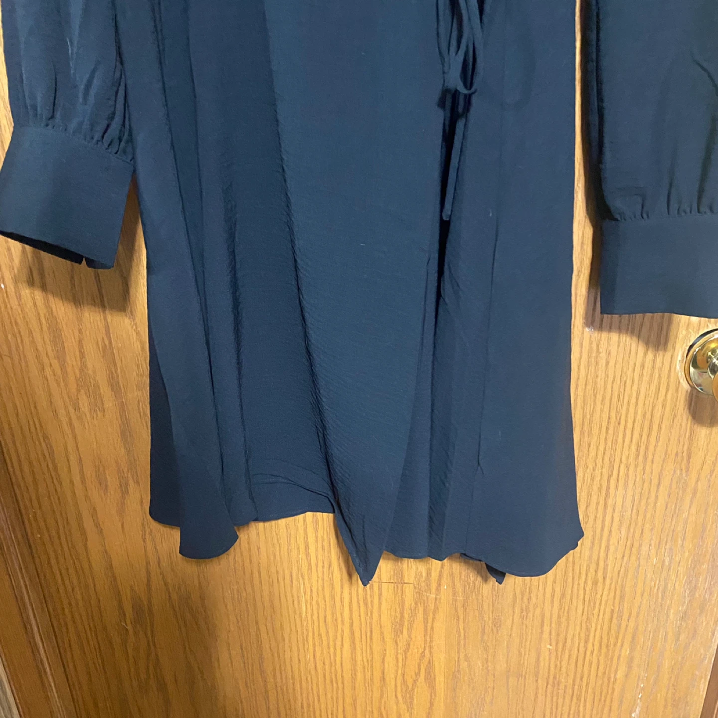 Cute black wrap dress with collar new without tags - photo 4
