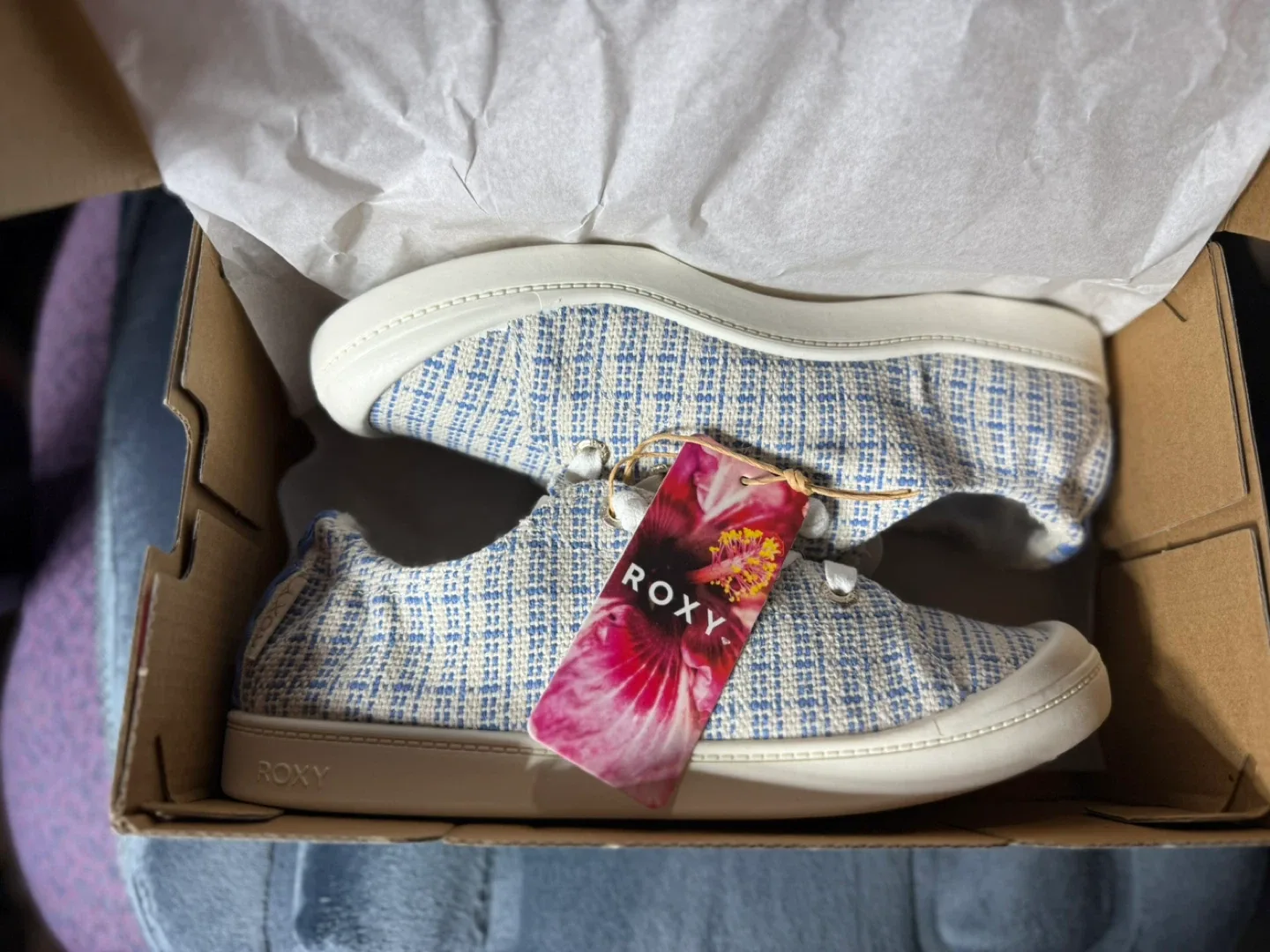 New in box Roxy Bayshore Plus Blue Shoes - Size 8 image indicator(2)