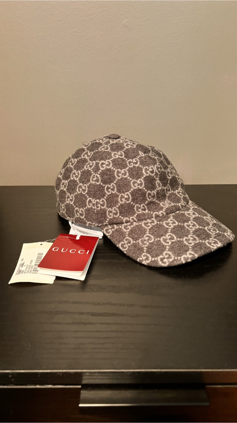 *NEW* Gucci GG Wool Baseball Hat