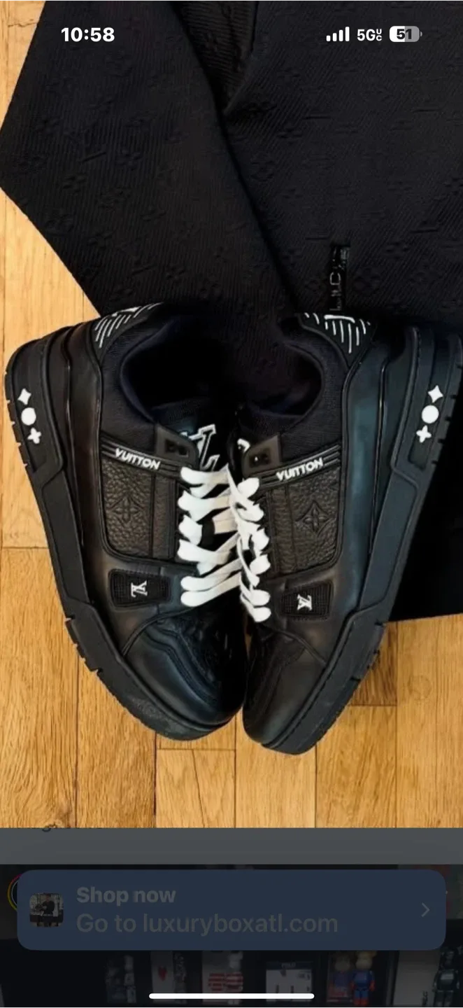 Louis Vuitton Black Leather Sneakers