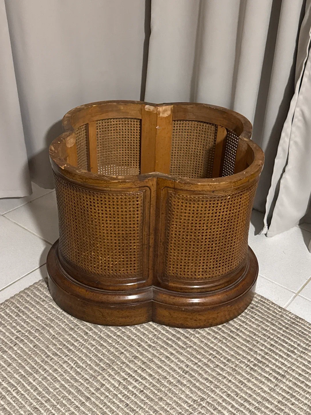 Rattan clover shaped coffee table base