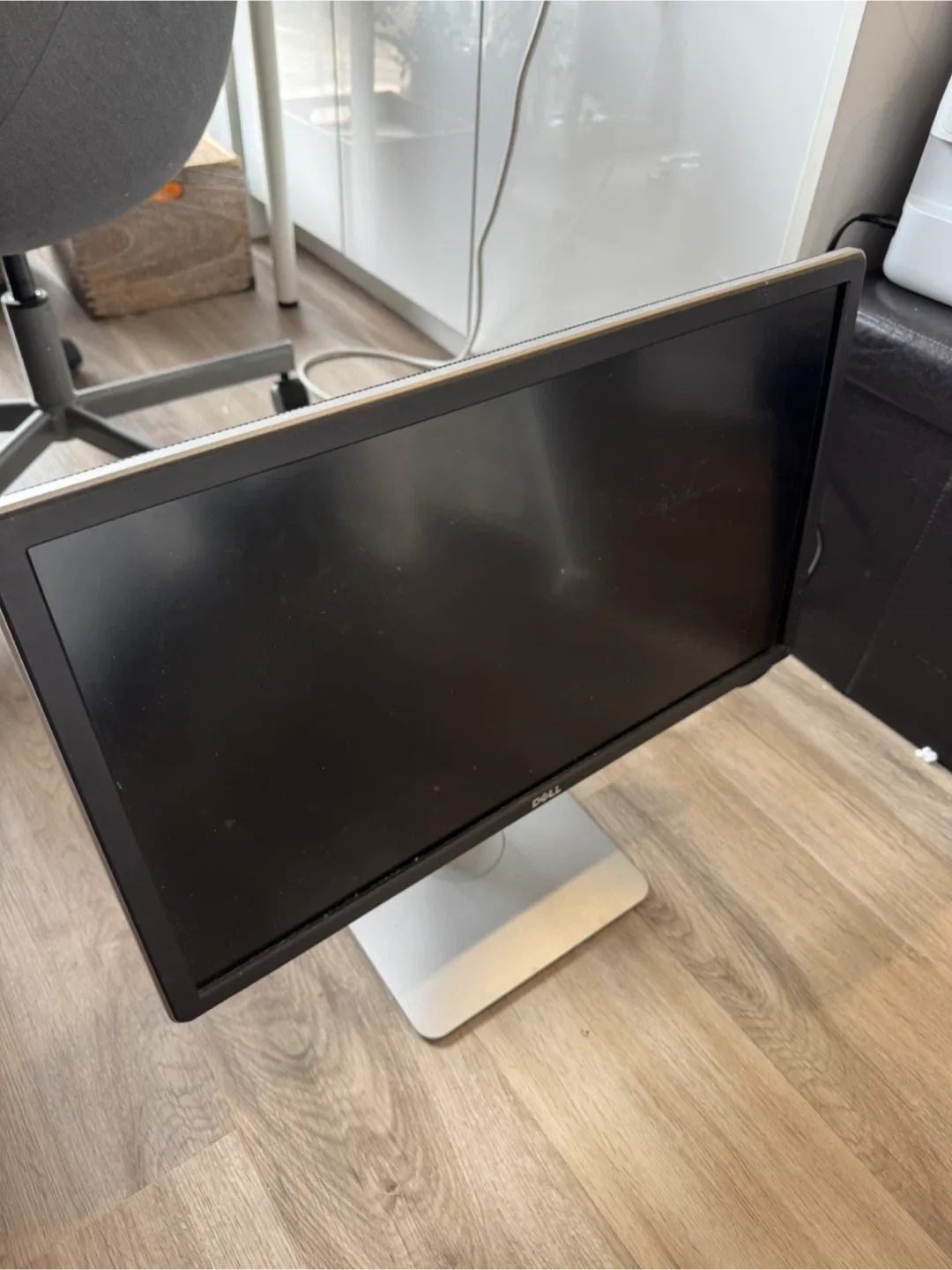 Dell P2415Qb LCD Monitor
