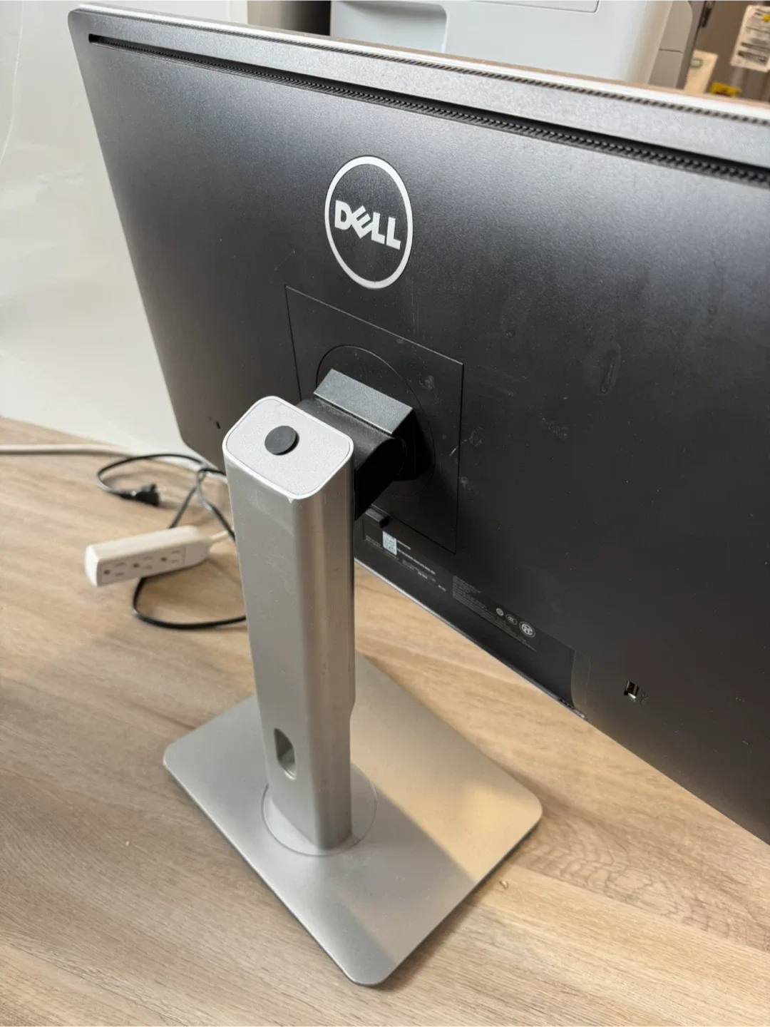 Dell P2415Qb LCD Monitor image indicator(2)