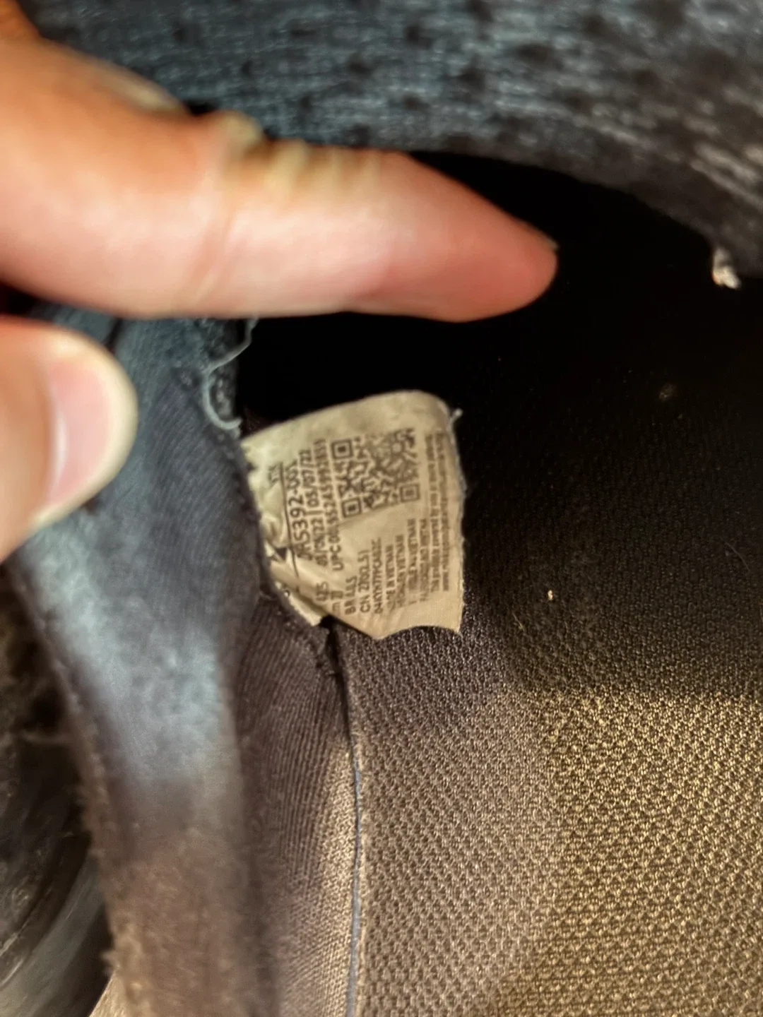 Nike Renew Ride 3 Black Running Shoes - Size 9.5 image indicator(5)