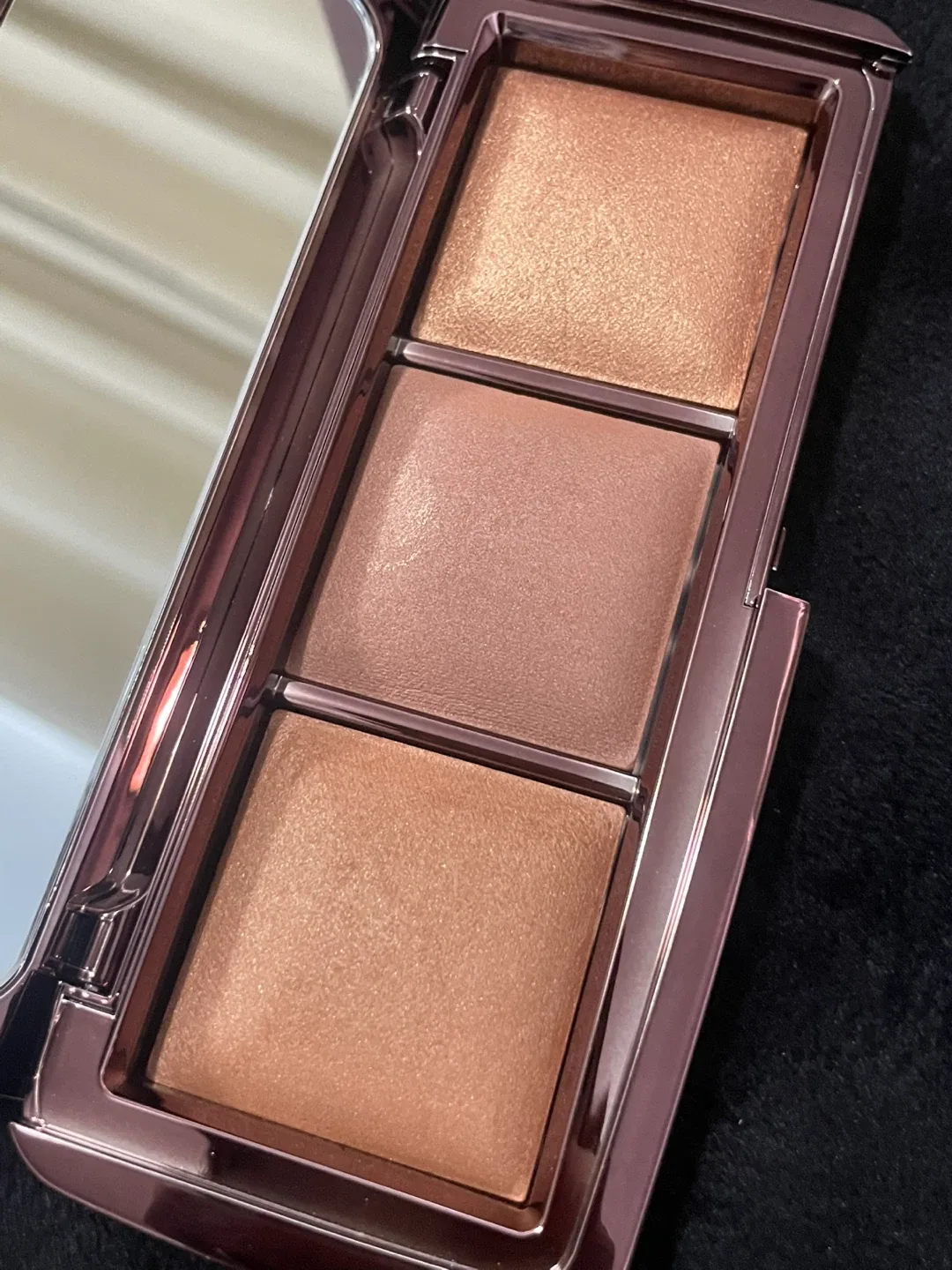Hourglass Ambient Lighting Palette - Volume III image indicator(4)