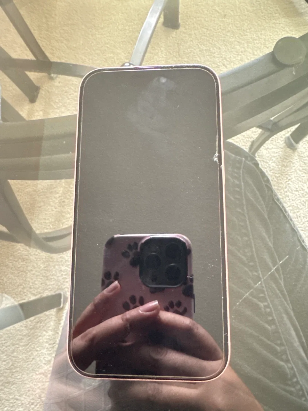 iPhone 15 pink with clear case