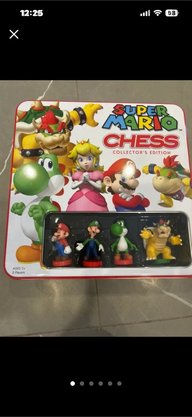 Super Mario Collector's Edition Chess Set